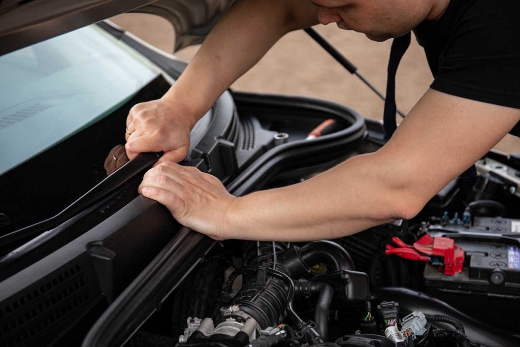 Windshield repair at Boise